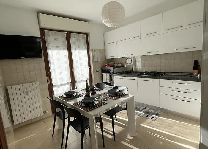 Daire Duo Living, Spacious Comfortable 5 Minutes From Lancetti *