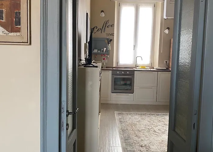 Charm Two-room Bocconi Navigli Darsena ミラノ