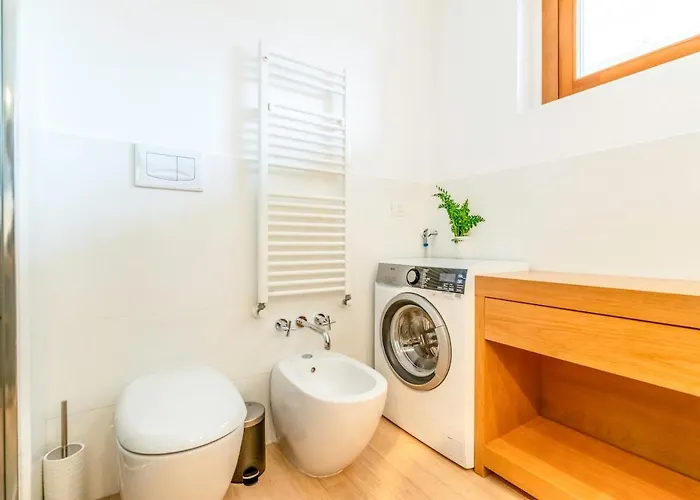 Luminoso E Ristrutturato Con Doppio Balcone E Wifi 公寓