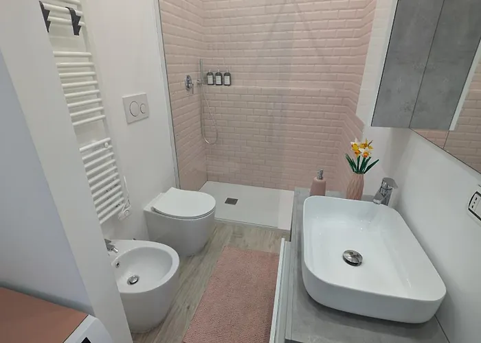 Il Giardino Segreto, Navigli - 20 Minuti Dal Duomo * Милан