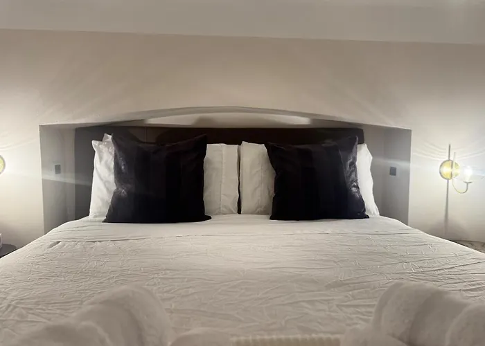 Apartment Acasadiimma Loft Elegante A 2 Min Da Metropolitana Porta Romana Con Wifi, Corte Interna