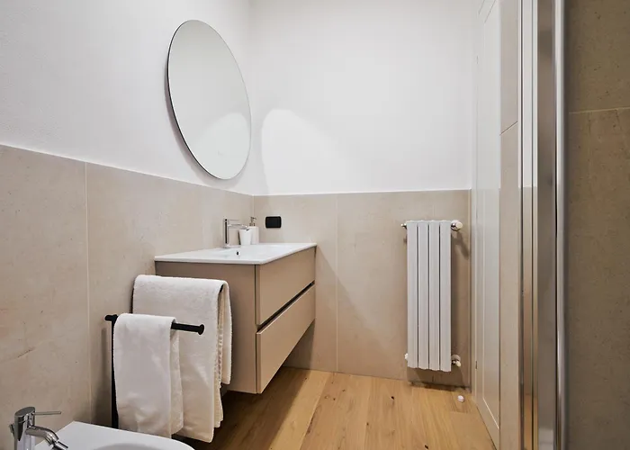 Just Urban - Strategic 1-br With Balcony - Duomo And Life * Mailand