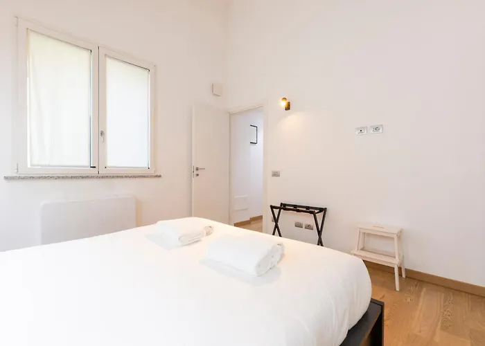 I-host - Ticinese 107 *