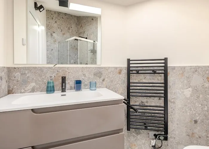 Appartamento Luxury Elegant Penthouse 2 Bedrooms, 2 Bathrooms *
