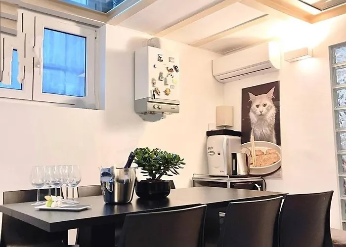 Apartment 2-level Designer Loft In Isola District Milan