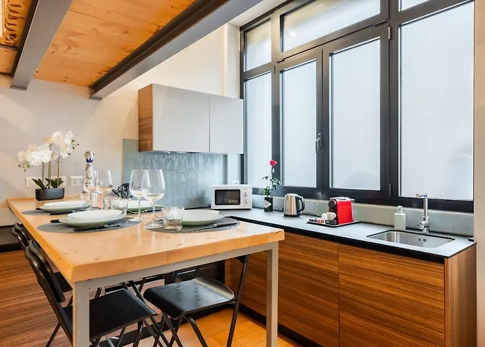 Jungle Loft Near Duomo&rho Fiera *