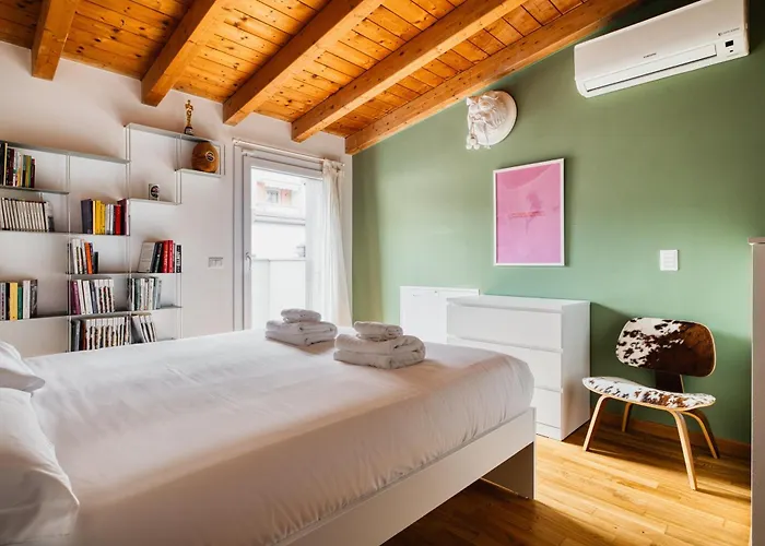 Apartman Just Urban - Design Loft 2 Bathrooms And Balcony - 9 Min M4 Duomo