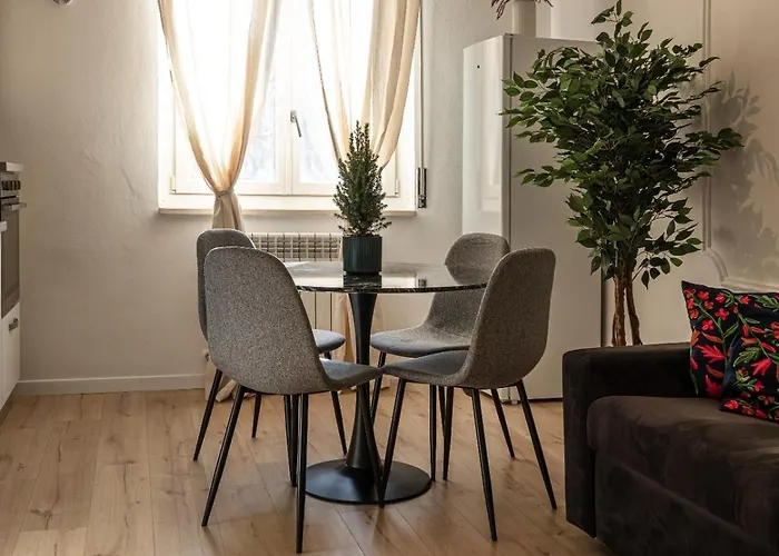 Apartman Casa Enea Luxury House - Bocconi Navigli - Private Parking Milánó