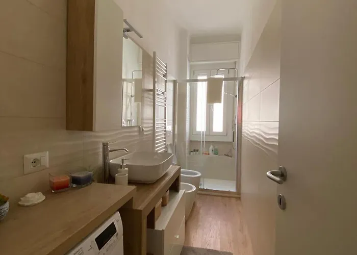 Golden House Arbe * Milaan