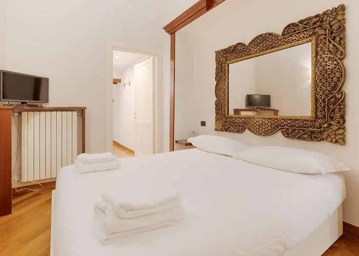 Apartmán Guesthost - Comfy Flat Near Ospedale Policlinico *