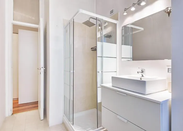 Porta Nuova Luxury 8 Minutes From The Duomo, With Ac And Wifi 아파트 *