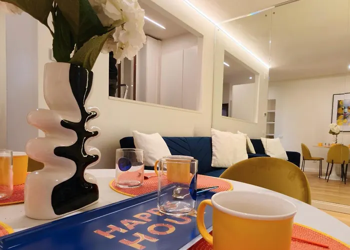 Chic Liberty Flat In Porta Venezia Center, Subway 1 Min, Ac, Wifi Mailand