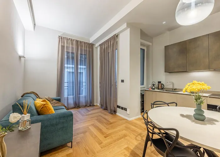 Luxury Modern Near Duomo - Exclusive & Apartamento Milão