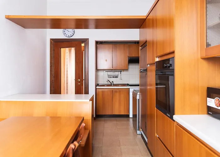 Youhosty - Lodi Rosso 121 Apartament