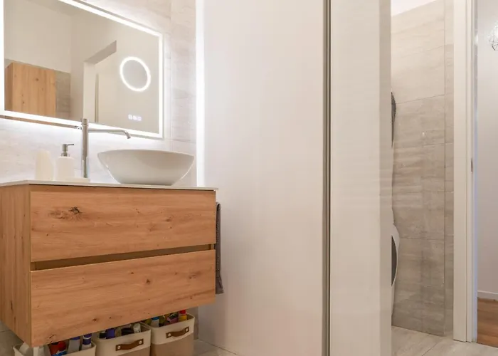 Apartamento Easy Living - M1 Metro Wi-fi Milão