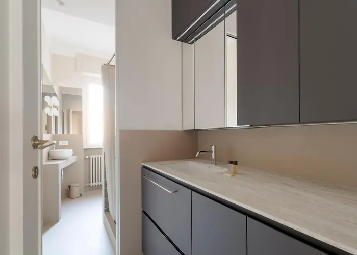 Lägenhet Isola - Menabrea - Moderno Trilocale Di Design
