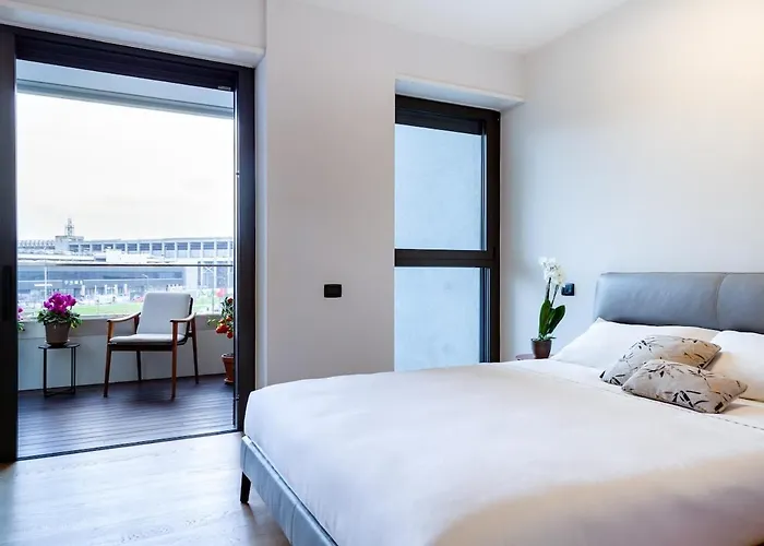 Apartament Unit D With View And Terrace Mediolan