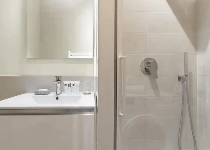 Cozy In The Risorgimento Area Апартаменты