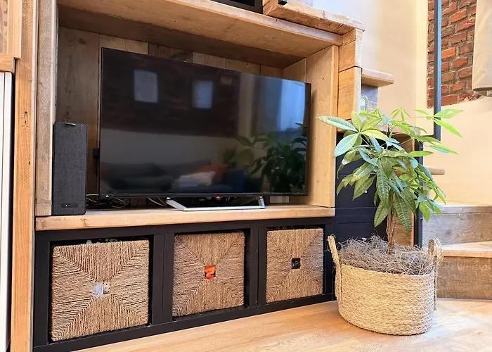 شقة Stylish Nolo Loft - Workstation In A 1910 Charm *