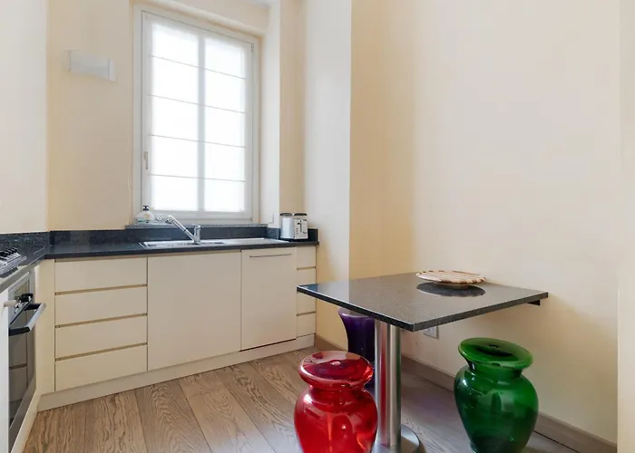 Apartmán Duomo - San Babila - Elegante Trilocale Con Balcone Milán