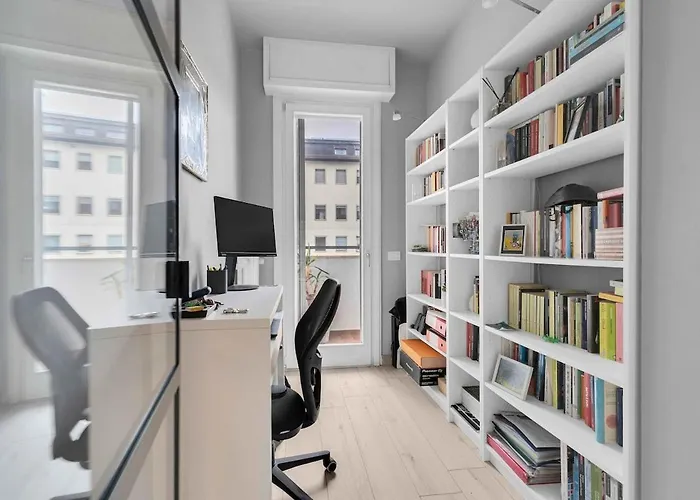 Colori E Stile Sui Navigli Milan