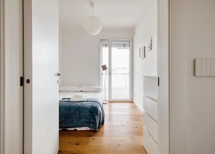 Just Urban - Bright 2br With Terrace 10 Min M4 To Duomo Апартаменты