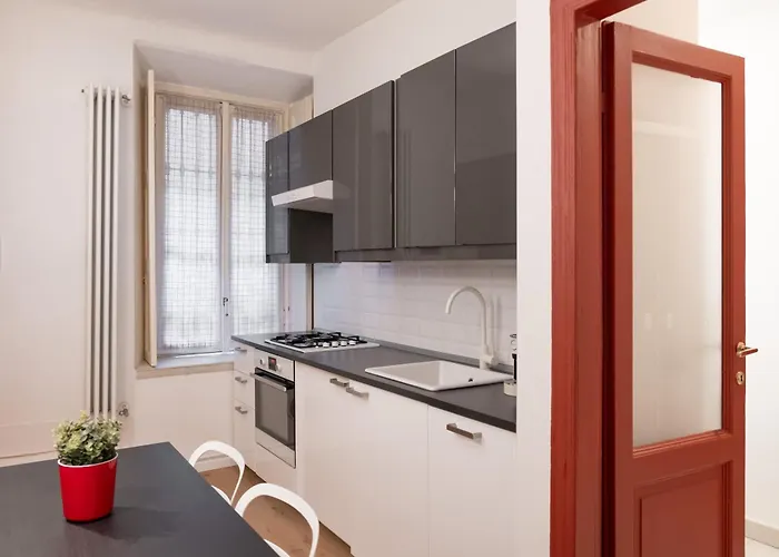 Characteristic One Bedroom Columns Of San Lorenzo Appartement