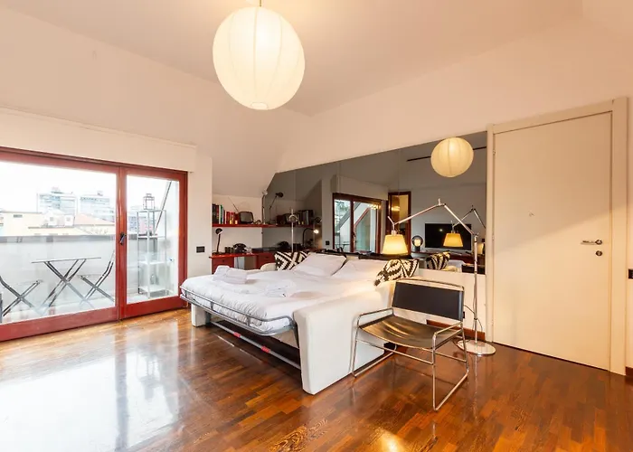 Apartment Chic Floor In Milan