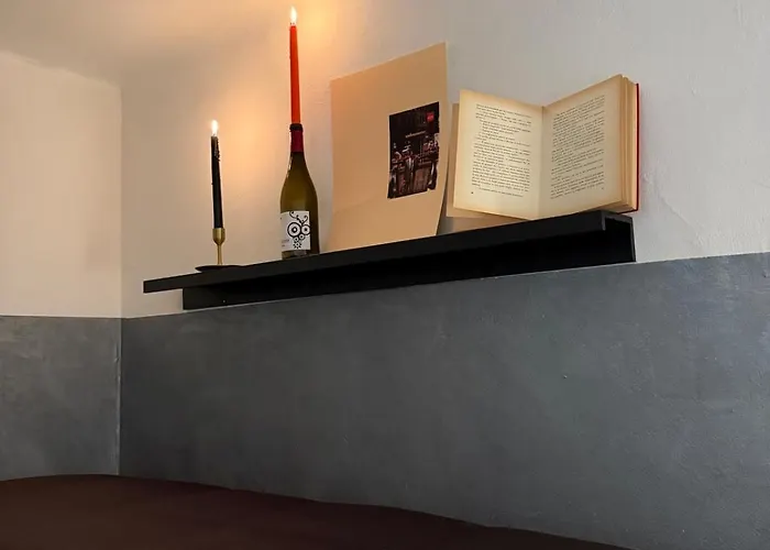 Bollicina In The Hart Of Navigli - Private Garage 밀라노