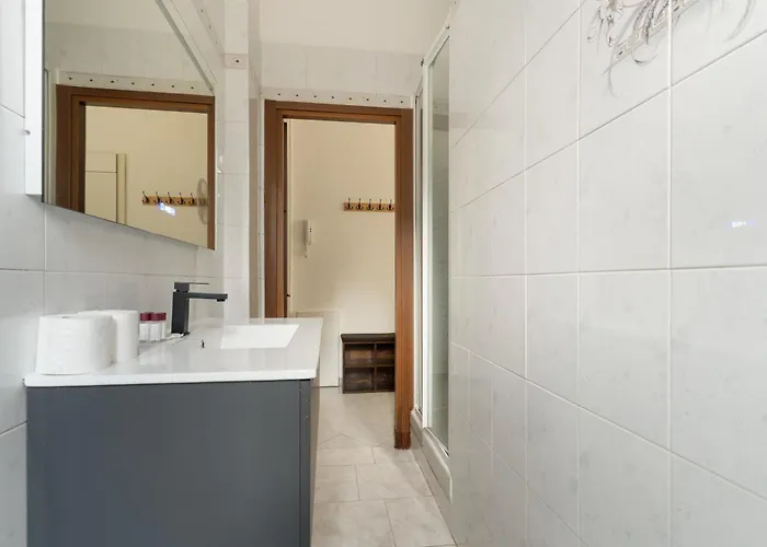 Guesthost - Cozy Near San Siro Lejlighed *