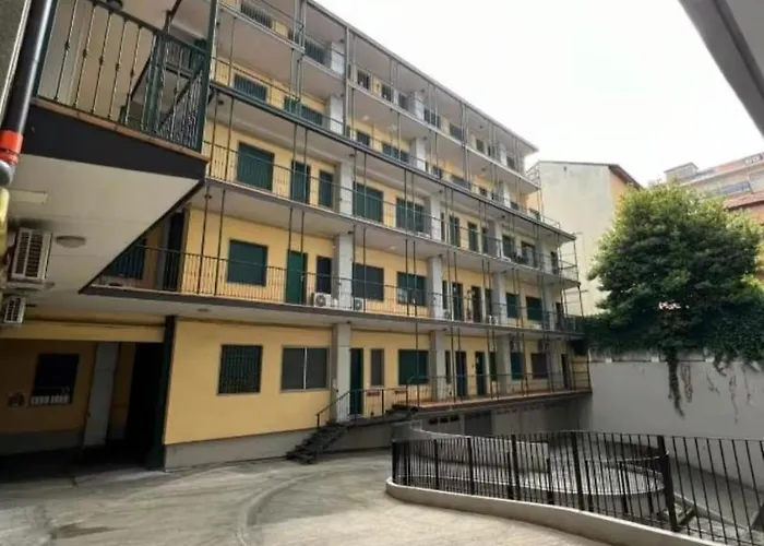 Navigli Bocconi - Free Private Garage Апартаменты Милан