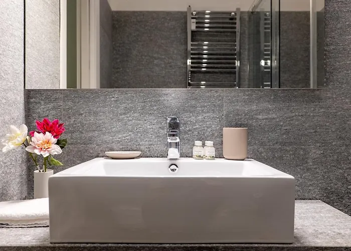 Keys Of Italy - Unione - Duomo 1 Bdr * Milánó