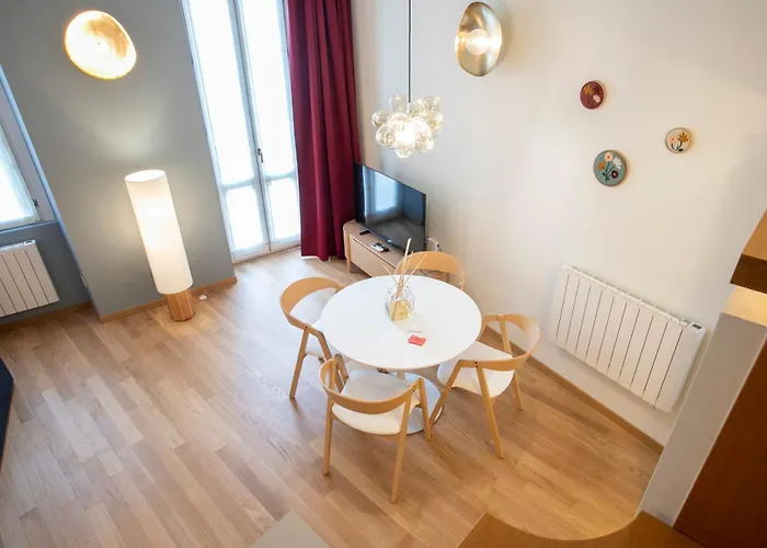 Co99- New Elegant Mauri *