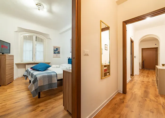 Apartament Comfort Steps From The Duomo - Metro Right Outside *