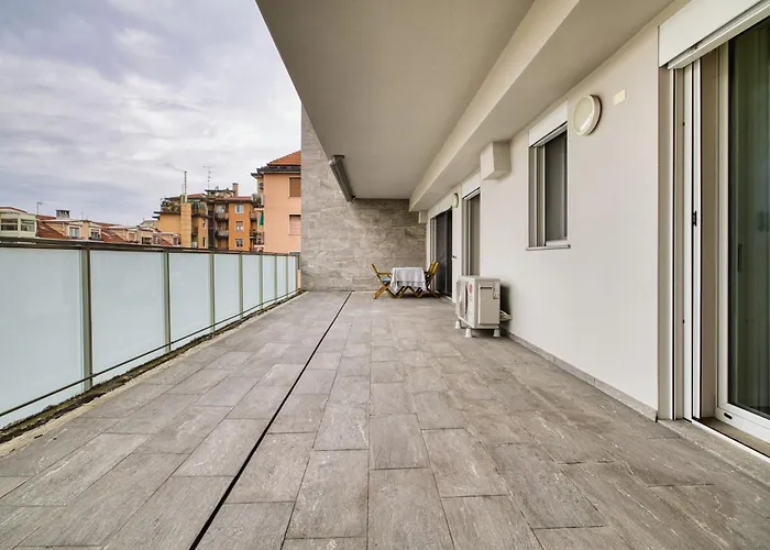 Just Urban - Bright 2br With Terrace 10 Min M4 To Duomo Апартаменты *