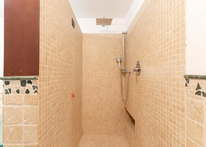 Apartmán Guesthost - Comfy Flat Near Ospedale Policlinico