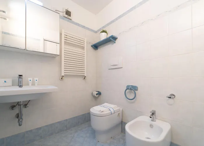 Lejlighed Porta Venezia - Confortevole Con Wifi E Ac