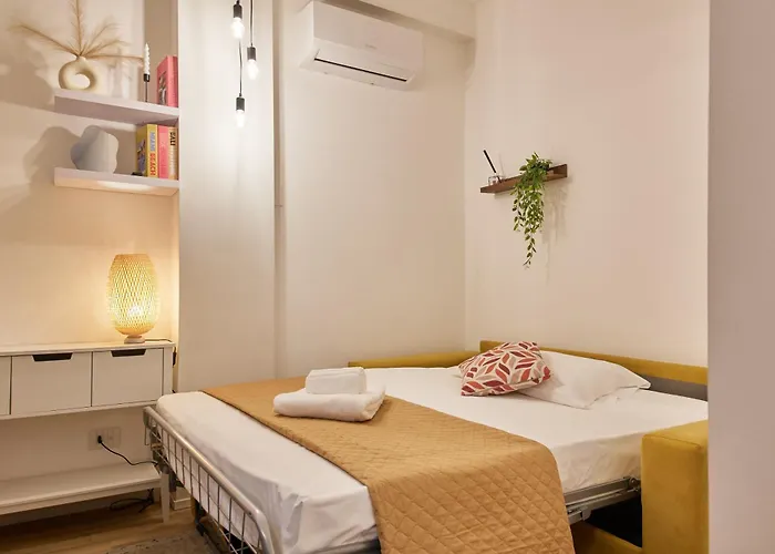 Just Urban - With Balcony - San Siro Апартаменты