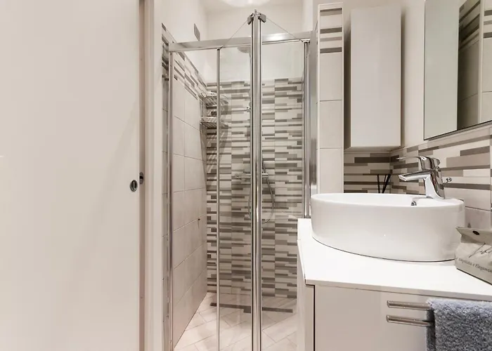 Youhosty - Monforte 13
