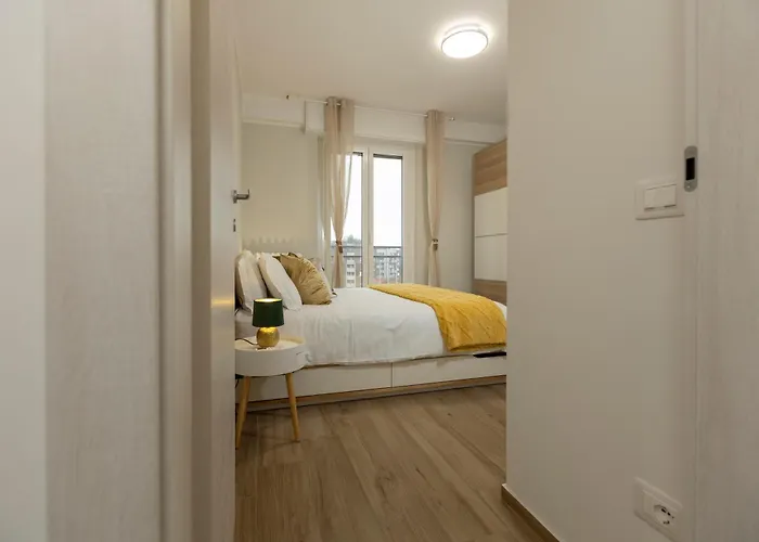 Art - Bocconi Near Train Station, Navigli Apartament Mediolan