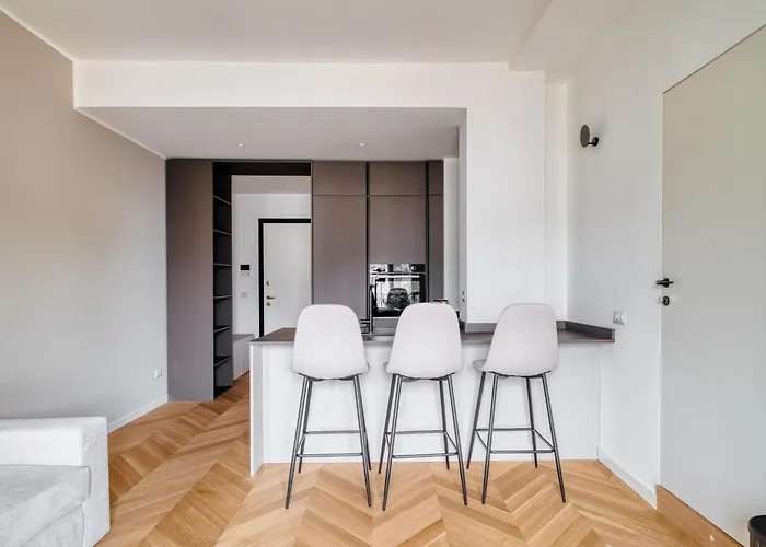 Joivy Two Stylish With Balconies In Loreto, Apartman