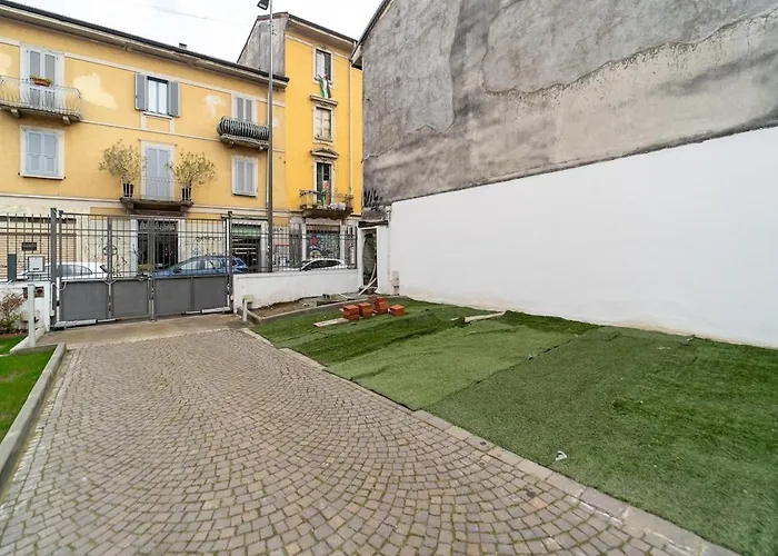 Apartmán Cozy With Wifi And Ac & Parking