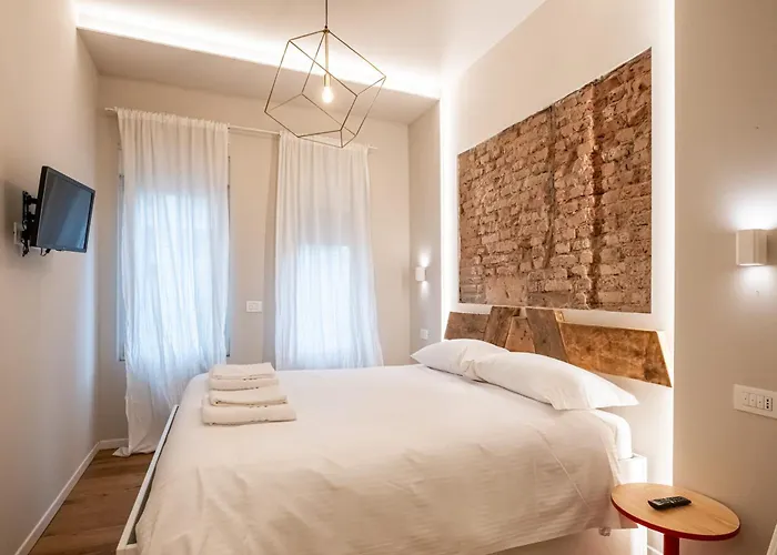 Lejlighed Ht Maison Angera Milano