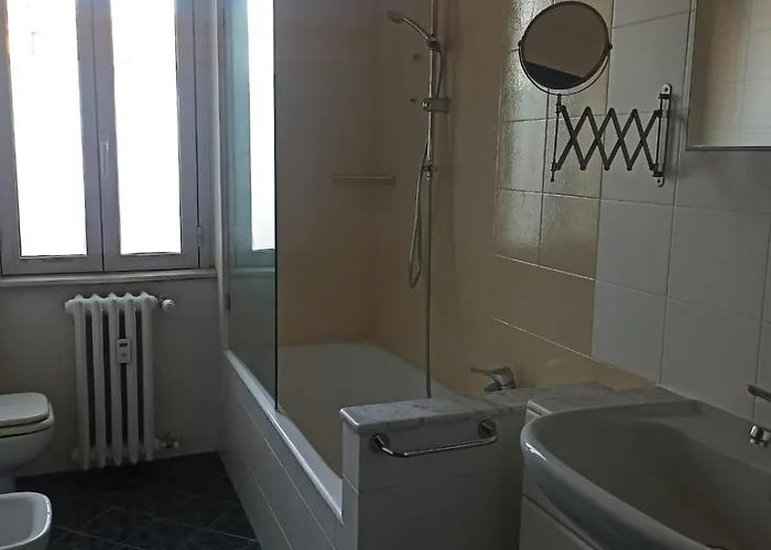 公寓 15 Min From The Cathedral, Spacious, Bright, Elevator, Wi-fi