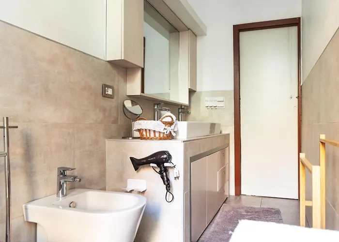 Youhosty - Compagnoni 8 Апартаменты Милан