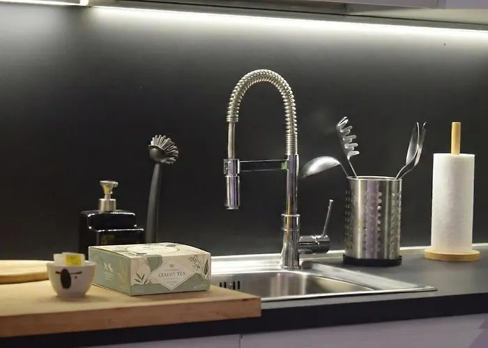 Bilocale Comfort & Cozy A 1 Min Dalla Metro X Duomo