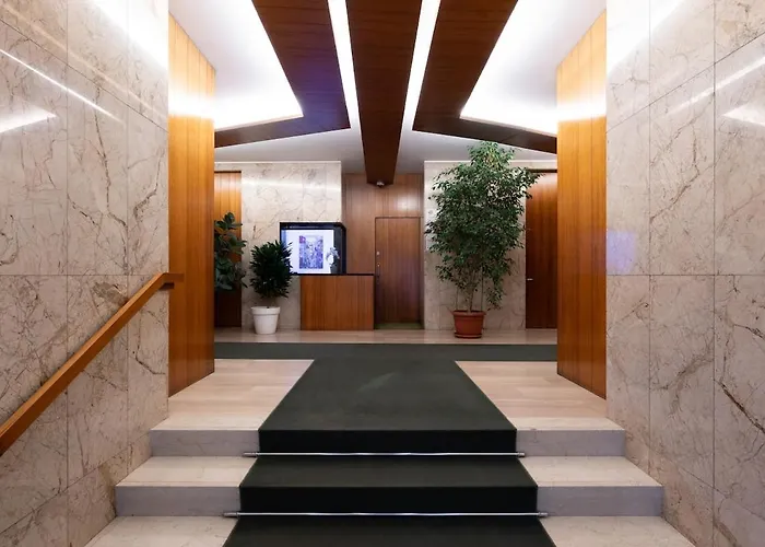 Modern And Particular In The Center アパート