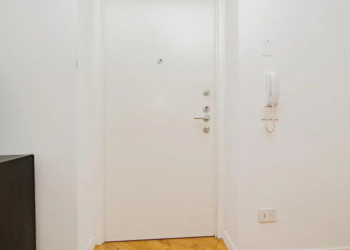 Apartment Bnbest San Siro 6 Pax Milan