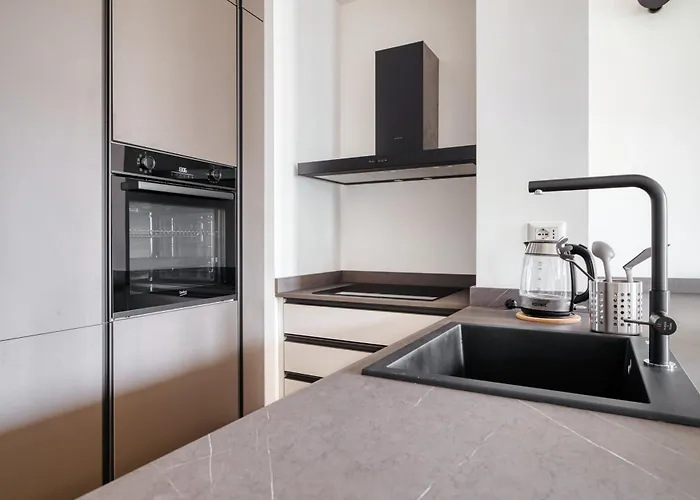 Apartman Joivy Two Stylish With Balconies In Loreto,