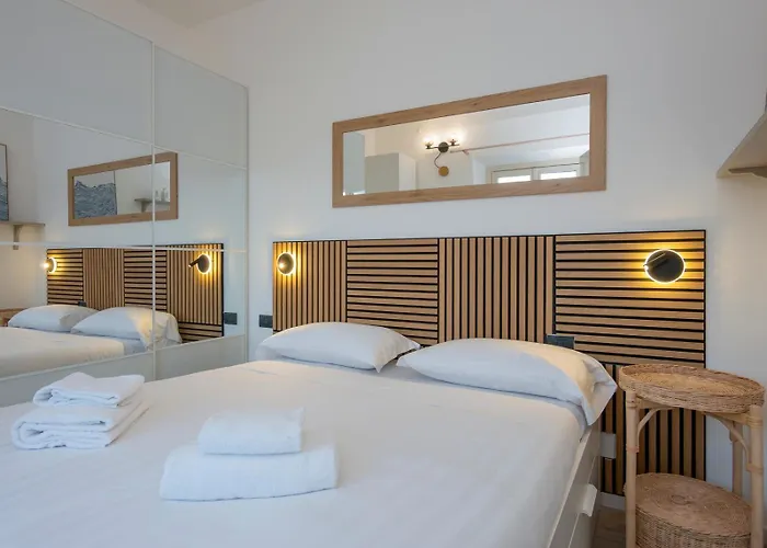 Bright Top-floor With Private Terrace Lejlighed *